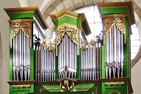 orgue de l'église d'Entraygues